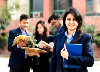 Management and distance education admission support
